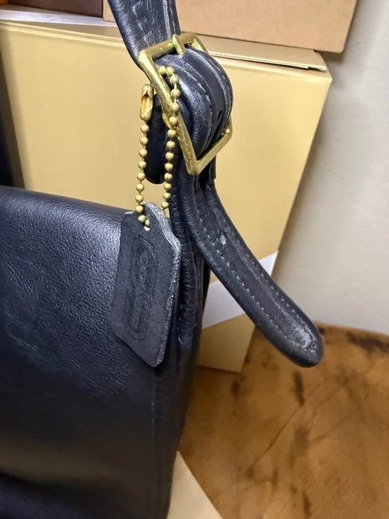 Coach 1995 Vintage Coach Patricia Legacy Lag - Picture 3 of 12